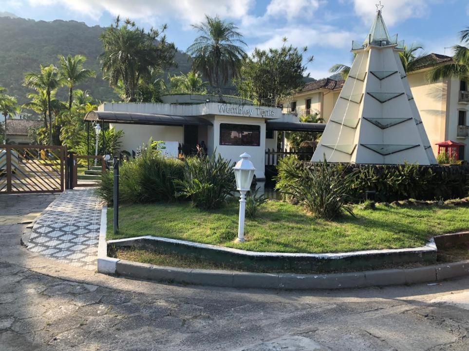 Wembley Tenis - Toninhas - Apartamento Ubatuba